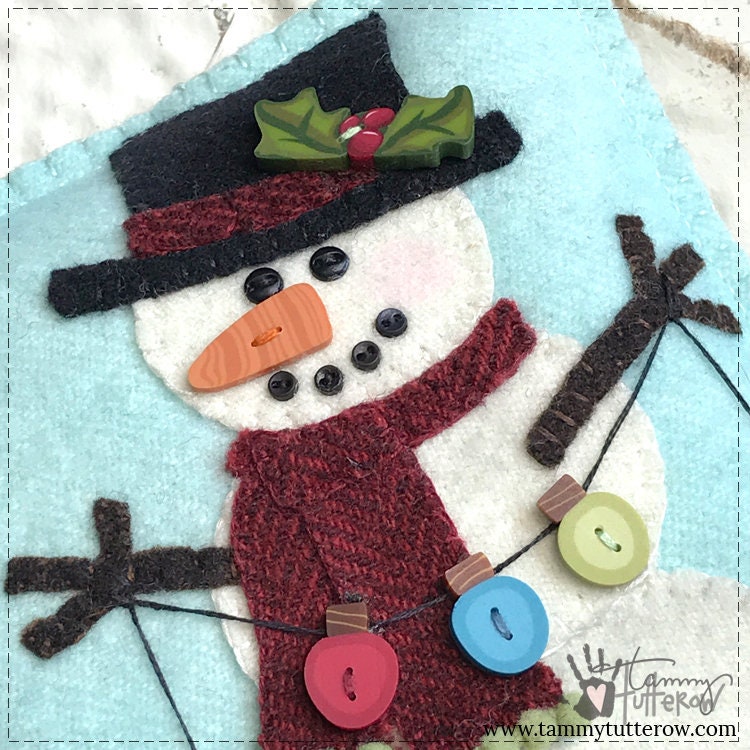 Snow Many Buttons Wool Applique Mini Pillow *Download*
