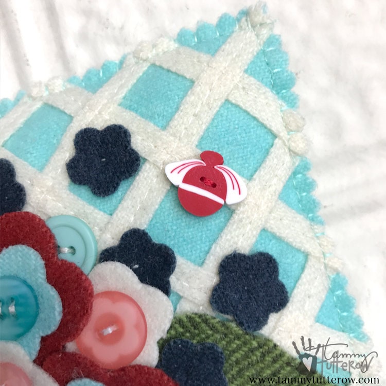 Garden Lattice Wool Applique Mini Pillow *Download*